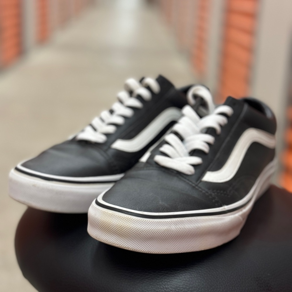 Vans-Old Skool Unisex Men’s 9/ Women’s Size 10.5